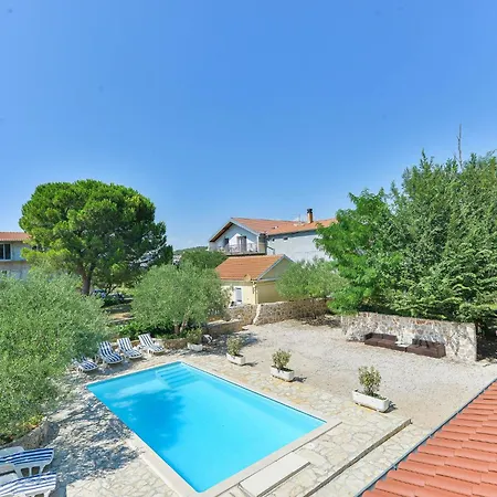 Luxurious With Private Pool Wellness *