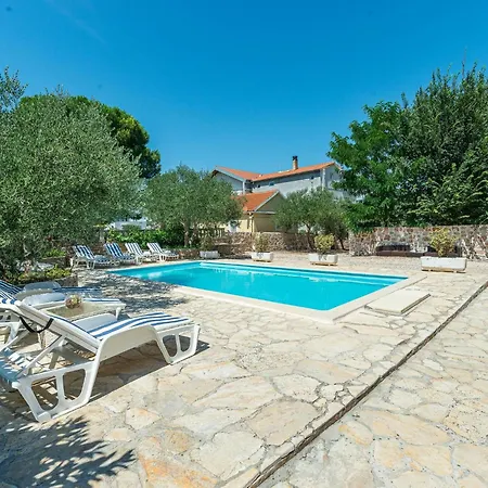 Luxurious With Private Pool Wellness Holiday home *