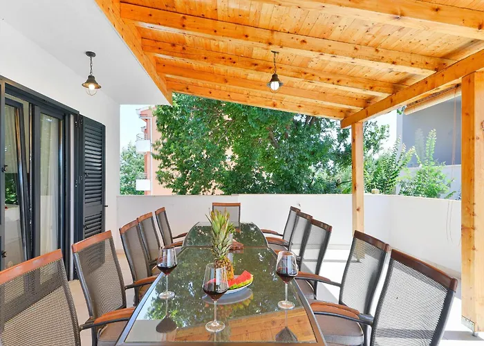 Tatil Evi Near The Sea Bibinje